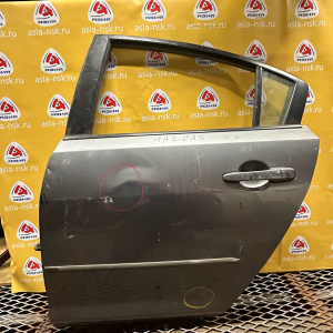 Дверь боковая Mazda Axela BK5P зад, лев sedan Дефект