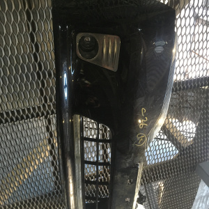 Бампер NISSAN Serena C26 перед с туманками 2704 62022-1VF0H