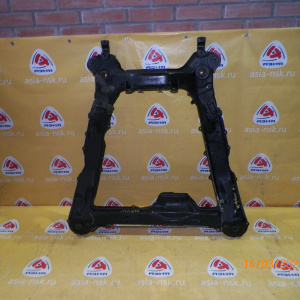 Балка Mitsubishi N94W RVR/Chariot Grandis F подрамник. 4WD