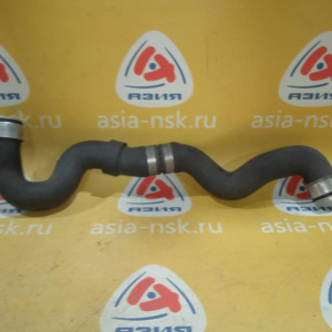 Патрубок радиатора Mercedes A2035010982 C-Class W203 M271KE18ML/271.940 в F верхний