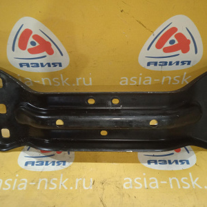 Кронштейн кпп Mercedes M271KE18ML/271.950 C-Class W204 '2008 балка под опору кпп R A2042420201