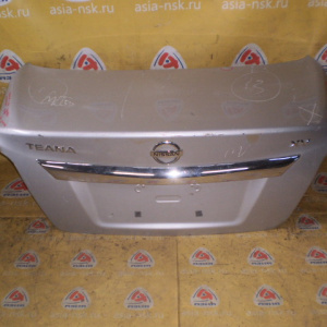 Крышка багажника NISSAN Teana L33 Камера, (без замка) Дефект
