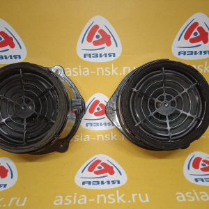 Динамик Audi 4L0035415B Q7 4LB '2008 Bose комплект задние