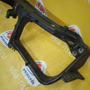 Рамка передняя Chrysler 04805843AH 300C LE/LE57T '2007 пластик крепление фар 05139179AF