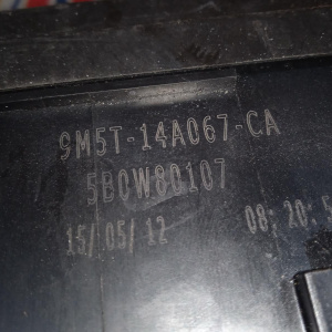 Блок предохранителей Ford Kuga CBV HYDC/B5254T под капотом 9M5T14A067CA '2012