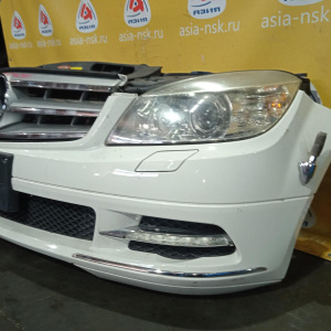Ноускат Mercedes C-Class W204 '2010 M271DE18 AVG акпп белый 650U ксенон A2048805340