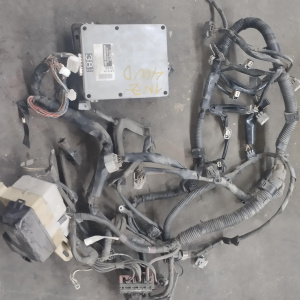 Коса ДВС Toyota 1NZ Funcargo NCP25 4WD АКПП  +  компьютер 89661-52381