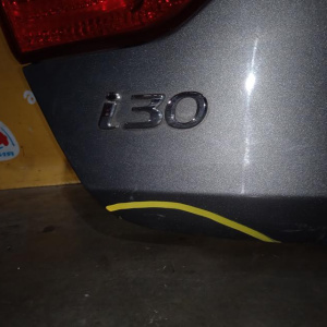 Дверь задняя Hyundai i30 GD/A5/A6 '2015 Хэтчбек, с отверстием под камеру (вмятина снизу) 73700A6010