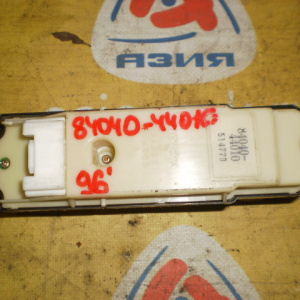 Пульт стеклоподъемника Toyota Ipsum/Gaia/Nadia SXM1#/SXN1# '1996 перед, прав (без обрамления) 84040-44010