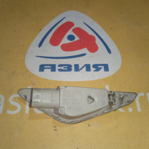 Повторитель в крыло BMW X5 E70/E71 '2006-2013 прав без стекла 63137171008