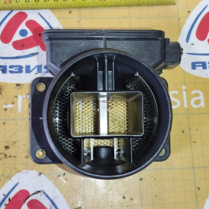 Расходомер Mitsubishi 6A12/4G63 Airtrek CU2W ДЕФЕКТ КОРПУСА MD336503 / (503) E5T08275