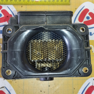 Расходомер Mitsubishi 6A12/4G63 Airtrek CU2W ДЕФЕКТ КОРПУСА MD336503 / (503) E5T08275