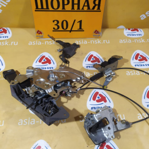 Замок двери Toyota ZNM10 Isis В СБОРЕ зад, прав