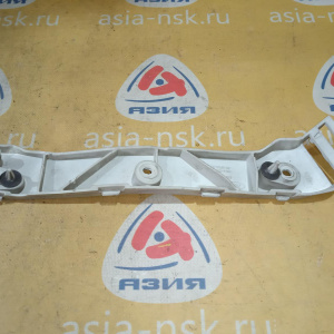 Крепление бампера Ford Kuga CBV '2012 направляющая слева зад, лев 8V4117E851A