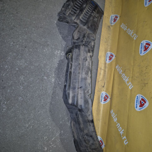 Подкрылок Mitsubishi RVR N64W перед, прав MR520540