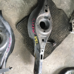 Рычаг Mazda GJ2FW Atenza/626 R н