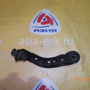 Рычаг Nissan E11 Note перед, прав С балки.