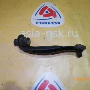 Рычаг Nissan E11 Note перед, прав С балки.