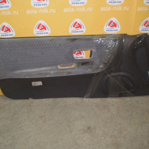 Обшивка двери Toyota Lite Ace CR30 перед, лев