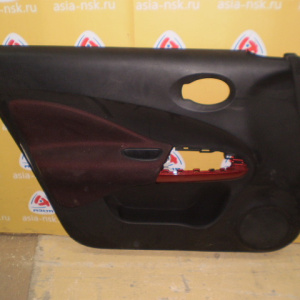 Обшивка двери Nissan Juke YF15 перед, лев