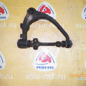 Рычаг Toyota KZH106/KZH116/KZH126/LH109/LH118/RZH119/KCH16/VCH16/VCH28/KCH46 Hiace/Hiace Regius/Granvia перед, лев в Толстый без креплением под  ABS. 4WD