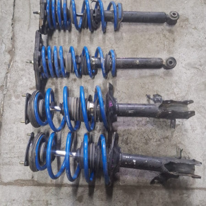 Стойка Nissan Y11/B15/G10 AD/Wingroad/Sunny/Bluebird Sylphy комплект