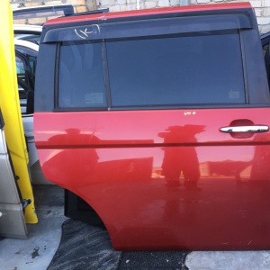 Дверь боковая TOYOTA Isis ZGM11 зад, прав (цена за голое железо)