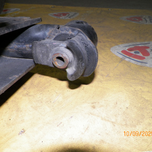 Балка TOYOTA SXM10/SXN10/ACM10/ACN10/CXM10 Ipsum/Gaia/Nadia ABS DRAM, С тросами ручника. R