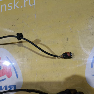 Датчик ABS Toyota Nadia SXN10/15/ACN10 перед, прав НЕТ ФИШКИ