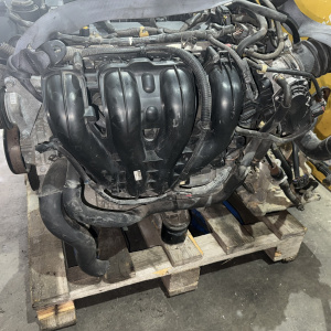 Двигатель Mazda LF-VE-10511191 шуп в головке пластик БЕЗ ГЕНЕРАТОРА И КОНДЕРА Mazda6/Atenza GH