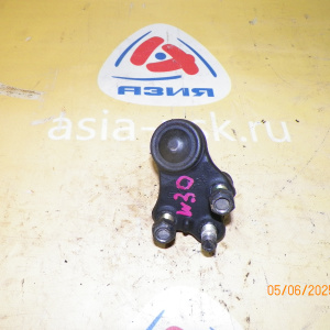 Шаровая Nissan W30/C23 Largo/Serena перед, прав н