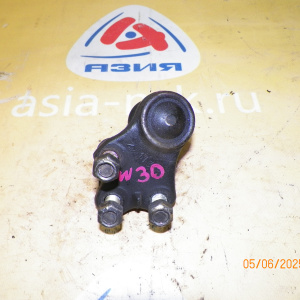 Шаровая Nissan W30/C23 Largo/Serena перед, лев н