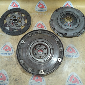 Маховик Ford AODA Focus 2 CAP '2006 2.0L 5MT MTX75 двухмассовый с корзиной и диском D=230 3M51-6477-EB