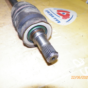 Привод Mitsubishi N74W RVR 4G64 зад, прав На шлицах.