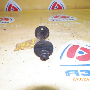 Болт подвески Mitsubishi Delica P23W/P24W/P25W/P35W/P45WPD4W/PD5W/PD6W/PD8W/PF8W/PF6W/PF8W F н цена за 1 шт. На задний сален блок. MB430150