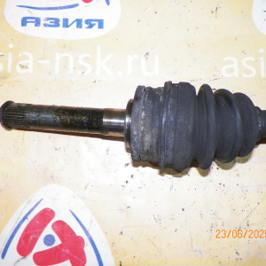 Привод Mitsubishi P23W/P24W/P25W/P27V/P35W/K24T/K33T/K34T/K35T Delica/Pajero 4D56 перед, прав Дефект внутренего пыльника.