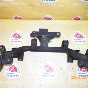 Балка MITSUBISHI P23W/P24W/P25W/P27V/P35W 4D56 F поперечная под рейку