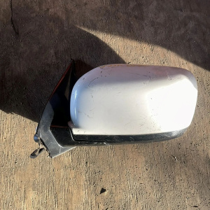 Зеркало MITSUBISHI Airtrek CU4W 7к дефект L