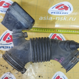 Гофра впускного коллектора Toyota 2AR Camry ASV50 резиновая 17881-0V070 / 17880-0V080