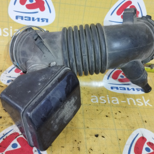 Гофра впускного коллектора Toyota 2AR Camry ASV50 резиновая 17881-0V070 / 17880-0V080