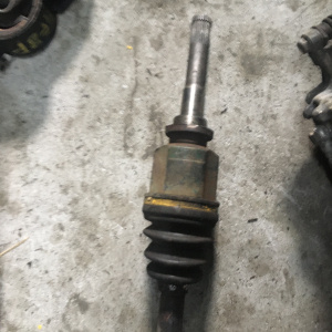 Привод Mitsubishi N74W RVR 4G64 перед, прав 4WD ABS дефект пыльника