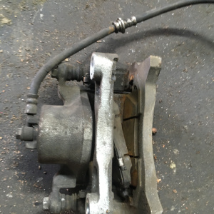 Суппорт Nissan L33 Teana перед, прав