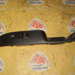 Пульт стеклоподъемника TOYOTA Probox/Succeed NCP50 перед, прав (1кноп.) 84820-52111