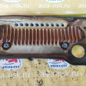 Накладка декоративная на двс Toyota 2AZ-FE Estima ACR30/ACM21/ACU25/ACU30 '2003-2006 ДЕФЕКТ 12601-28100