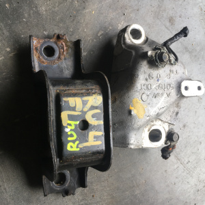 Подушка двигателя Honda LEB Vezel RU4 перед, лев