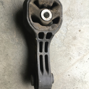 Подушка двигателя Honda L15A Freed GB3 R