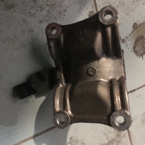 Подушка двигателя Nissan SR20DET Avenir PNW11 4WD перед, лев