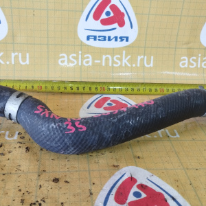 Патрубок  радиатора Toyota 16571-74490 Nadia SXN10 3S-FE L в F верх.