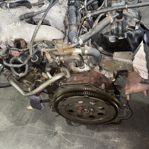 Двигатель Nissan VG33-E-100990A Terrano R50