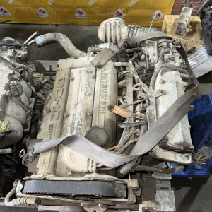 Двигатель Mitsubishi 4G63-SK2563 2WD/4WD 2 вальн DOHC Chariot/RVR N23